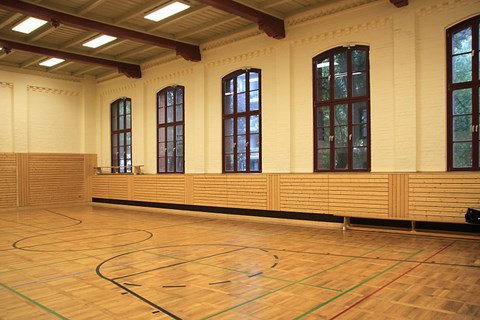 Sporthalle